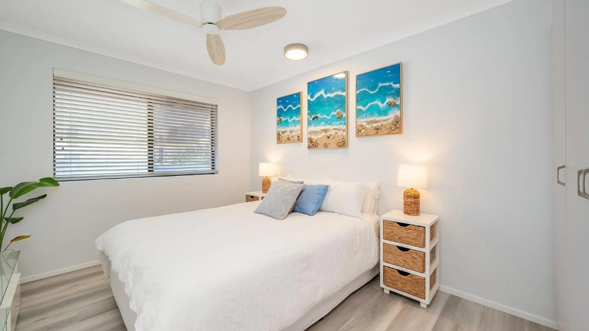 Apartment Beachside Courts Unit 11 Kings Beach Qld Caloundra