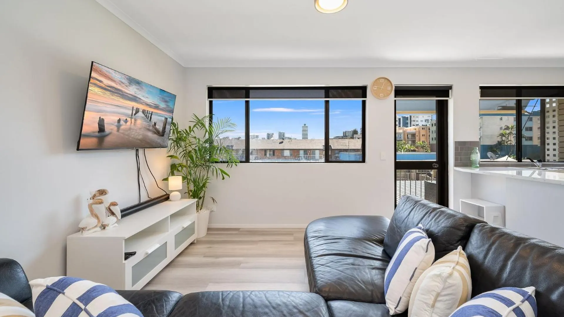 Beachside Courts Unit 11 Kings Beach Qld Caloundra Apartman